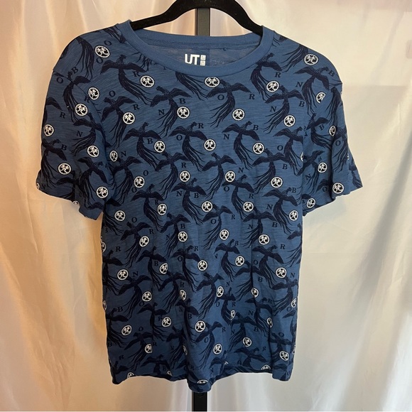Uniqlo x Sakagura UT Short Sleeve Graphic T-Shirt, size XXS - Picture 2 of 8